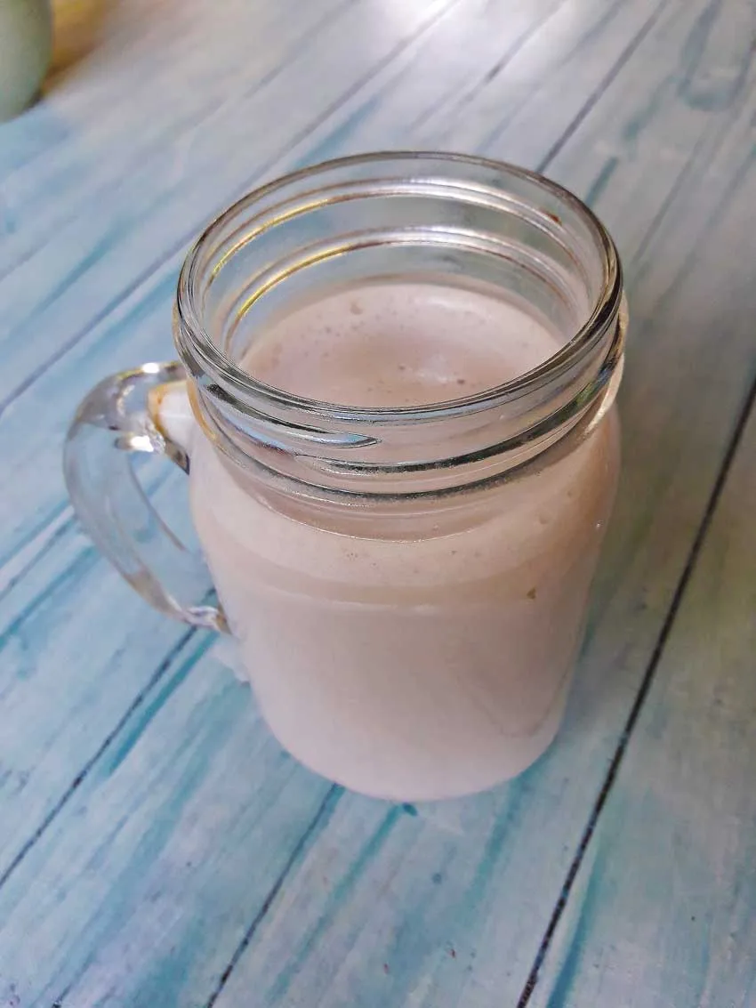 Leite de coco para bebês