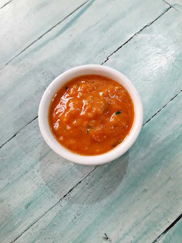 Molho de tomate caseiro para bebês
