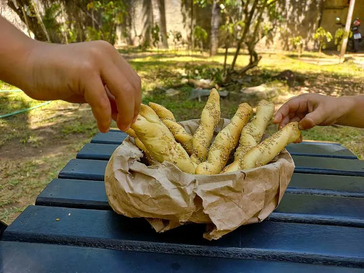 Palitinhos de gergelim para bebês
