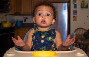 sal para bebê de 8 meses